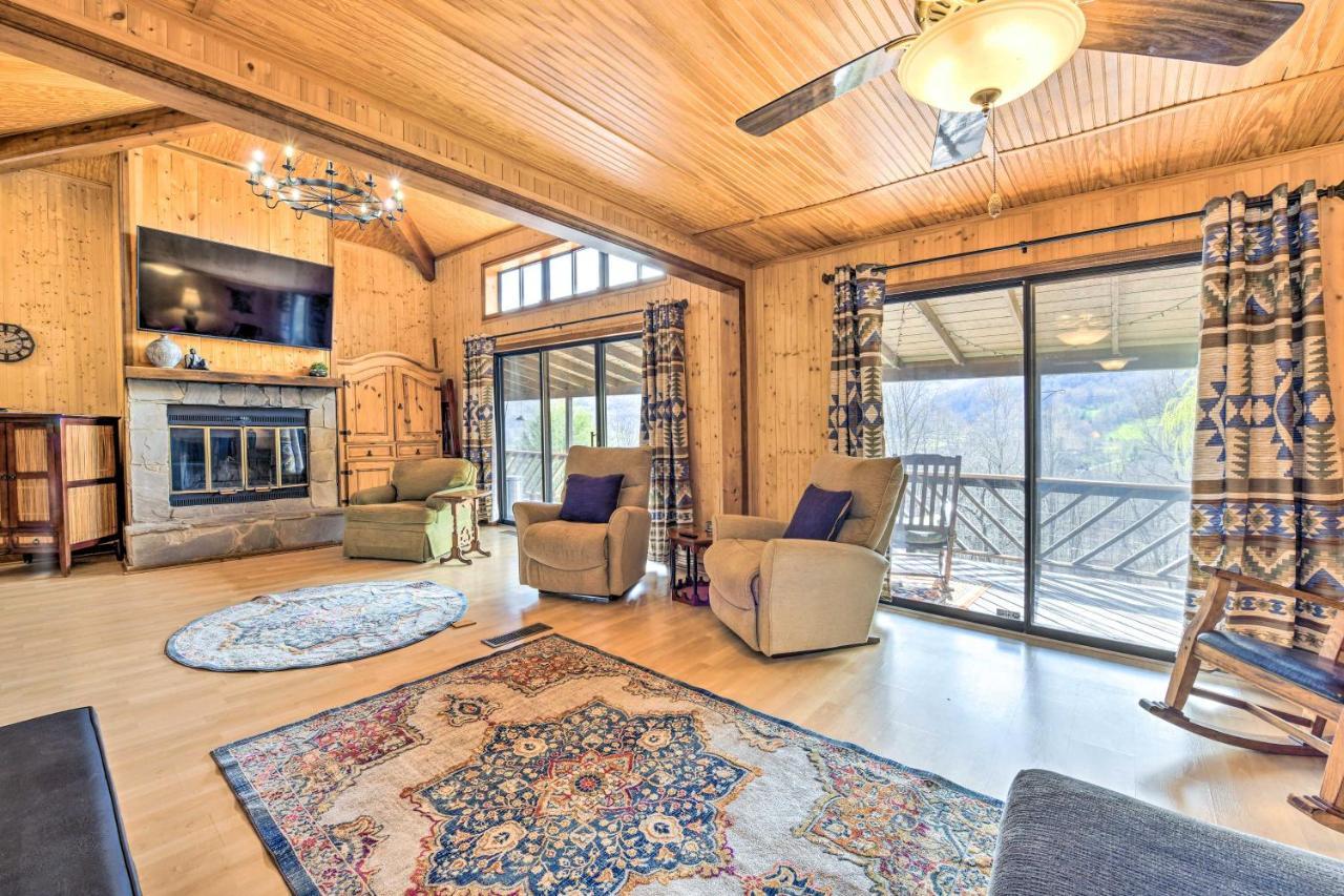 Best Location - Maggie Valley Cabin With Hot Tub! Luaran gambar